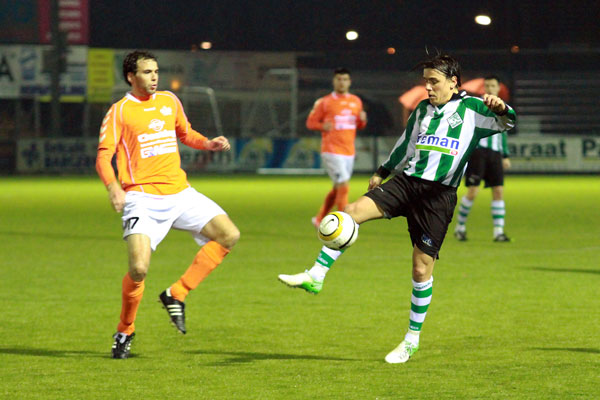 WKE Emmen - SC Genemuiden (Foto Helmich Lubberts).